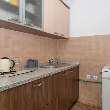 2 Bedroom Amazing In Appartamento *