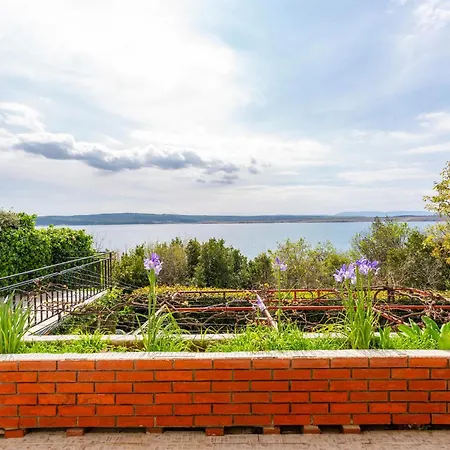 2 Bedroom Amazing In Apartamento *