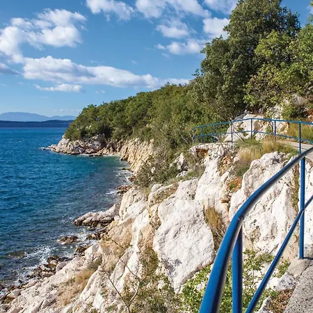 Apartamento 2 Bedroom Amazing In *